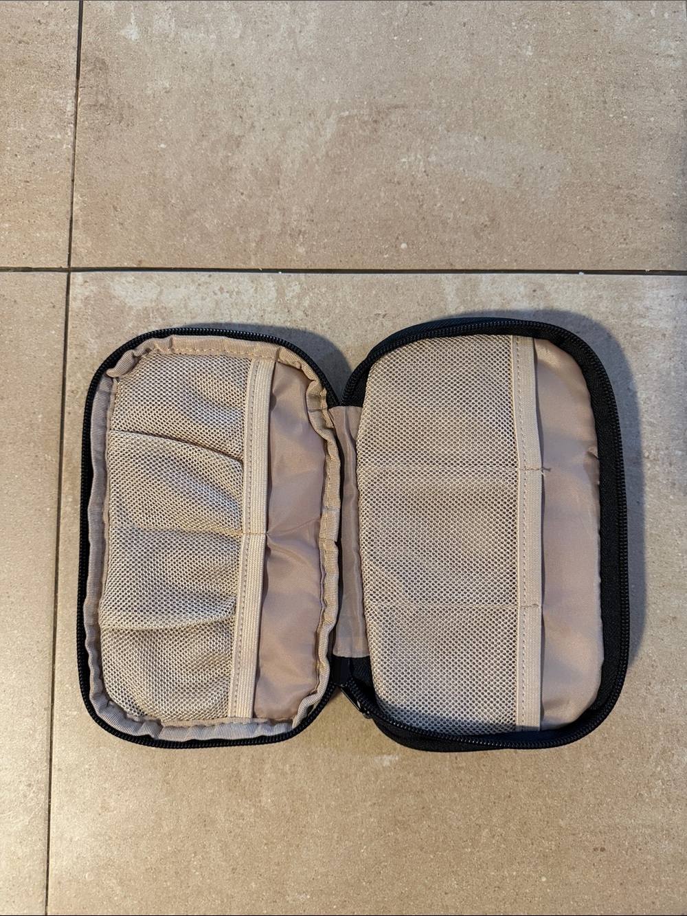 Compact Tech Organizer Pouch - Picture 2 of 7